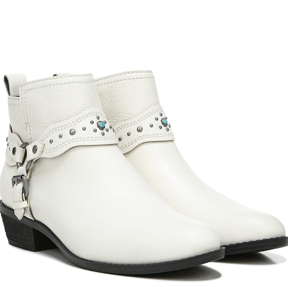 Zodiac Women's Valera Ankle Boot